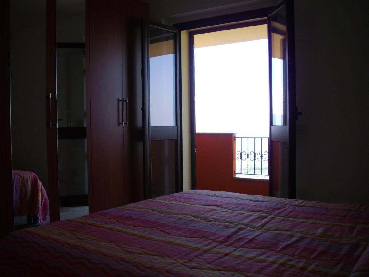 Appartamento Sofia - Nord Sardegna - บาเดซี ภายนอก รูปภาพ