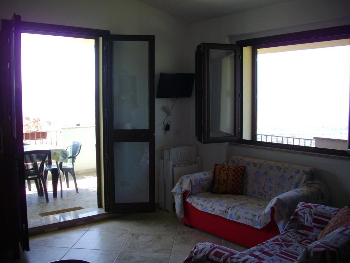 Appartamento Sofia - Nord Sardegna - บาเดซี ภายนอก รูปภาพ